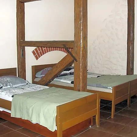 I Saracenska 3*