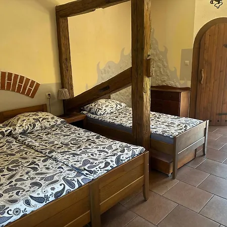 I Saracenska فندق مبيت وإفطار 3*