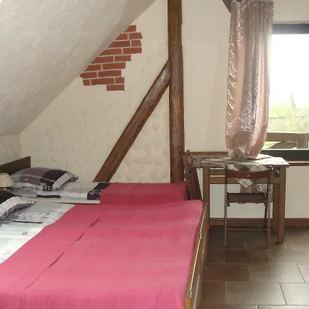 I Saracenska סטגנה