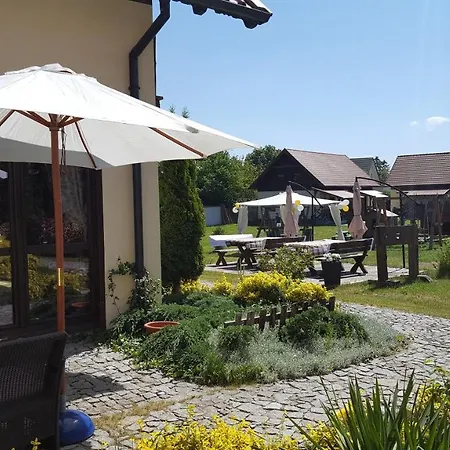 Bed & Breakfast I Saracenska