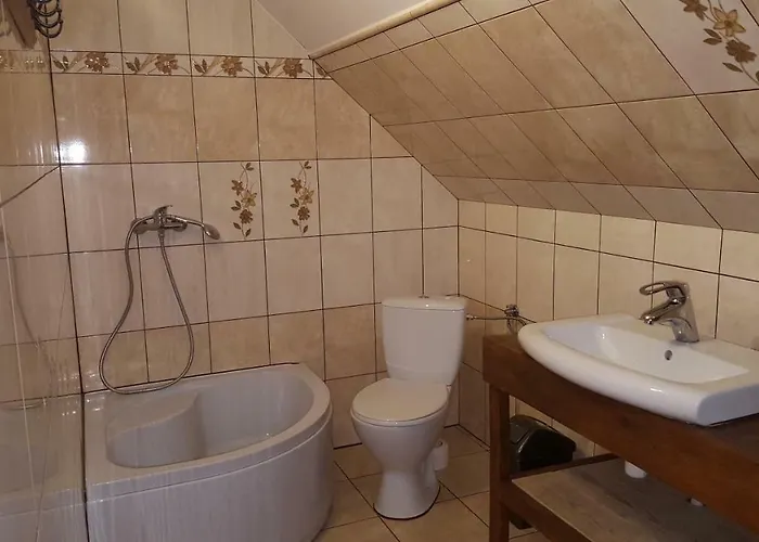 Bed and Breakfast I Saracenska 3*